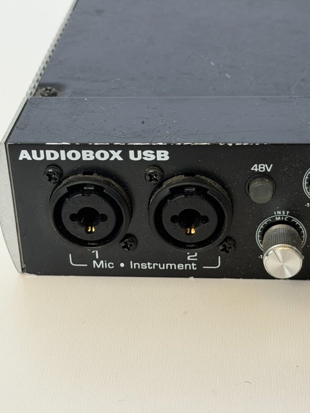 PreSonus AudioBox iTwo USB 2.0 Recording Interface - Picture 2 of 7